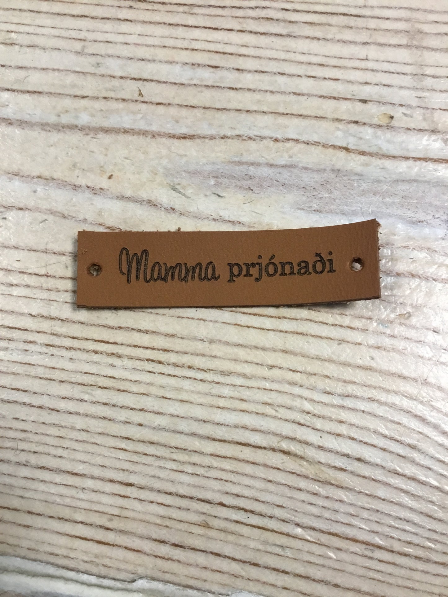 Fatamerki - Leður - Mamma prjónaði Hjarta
