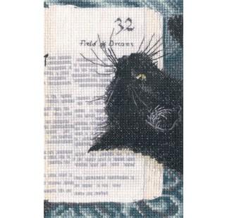 Útsaumur - Silence in the library