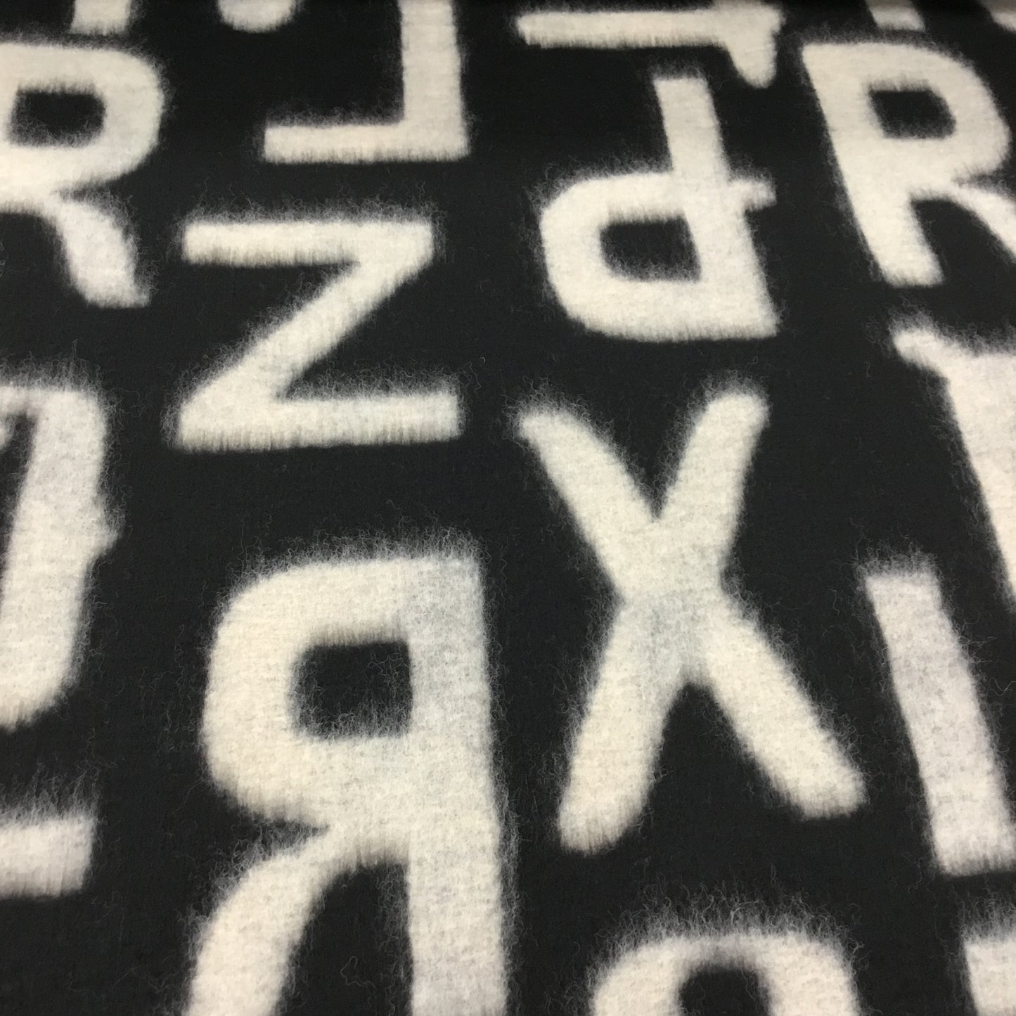 Wool Alphabet 90pl/50wo