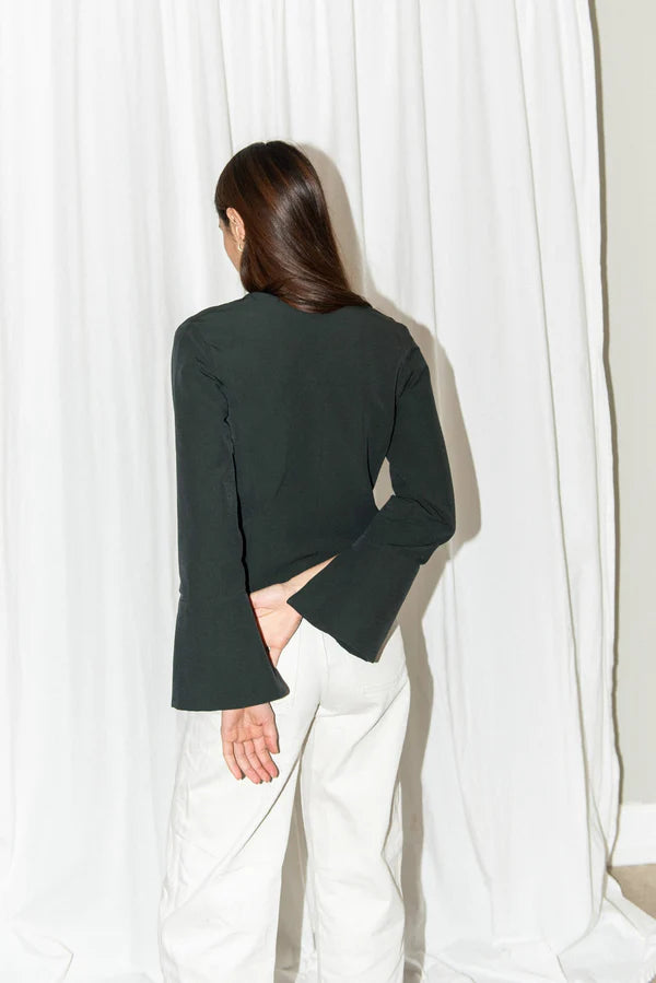 Puff and Pencil - Silhouette Blouse + Trumpet Sleeves