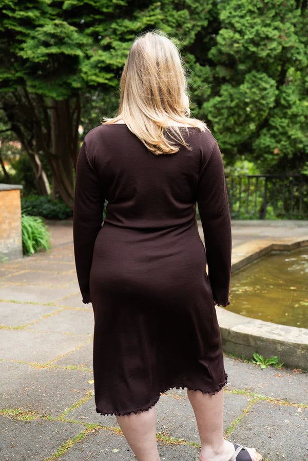 Puff and Pencil - Wavy Hem Dress x Slim Sleeve