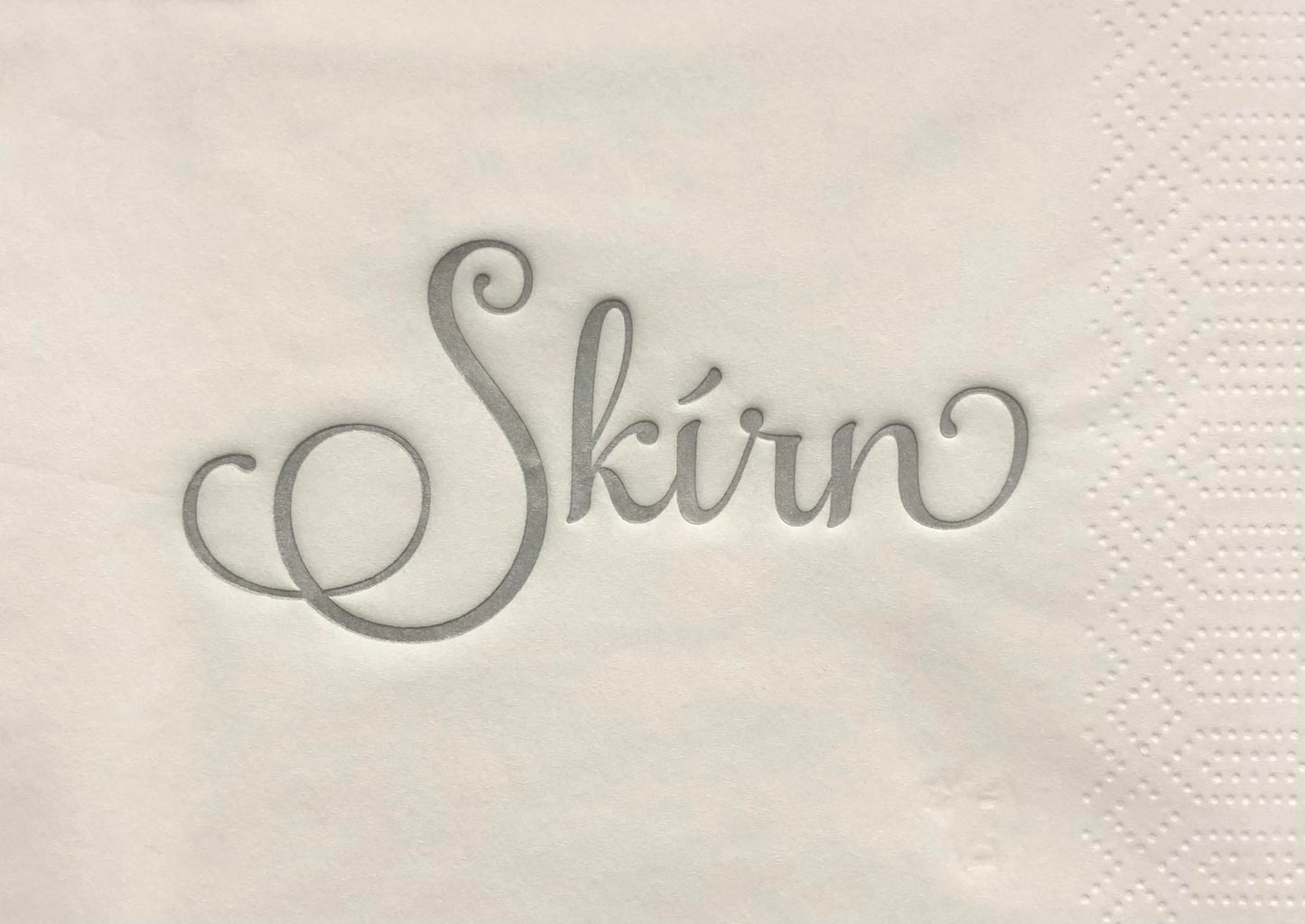 Servíettur Skírn - hvítar með silvurletri - stórar