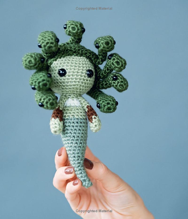 Bók - A Crochet World of Creepy Creatures