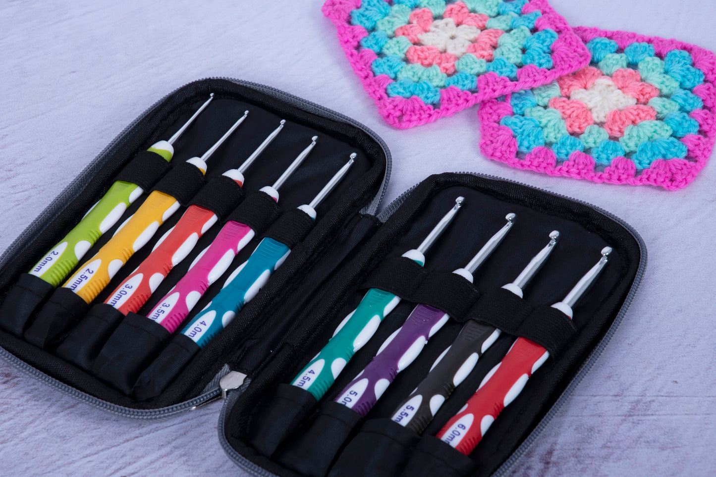 Soft Grip: Zip Case crochet set