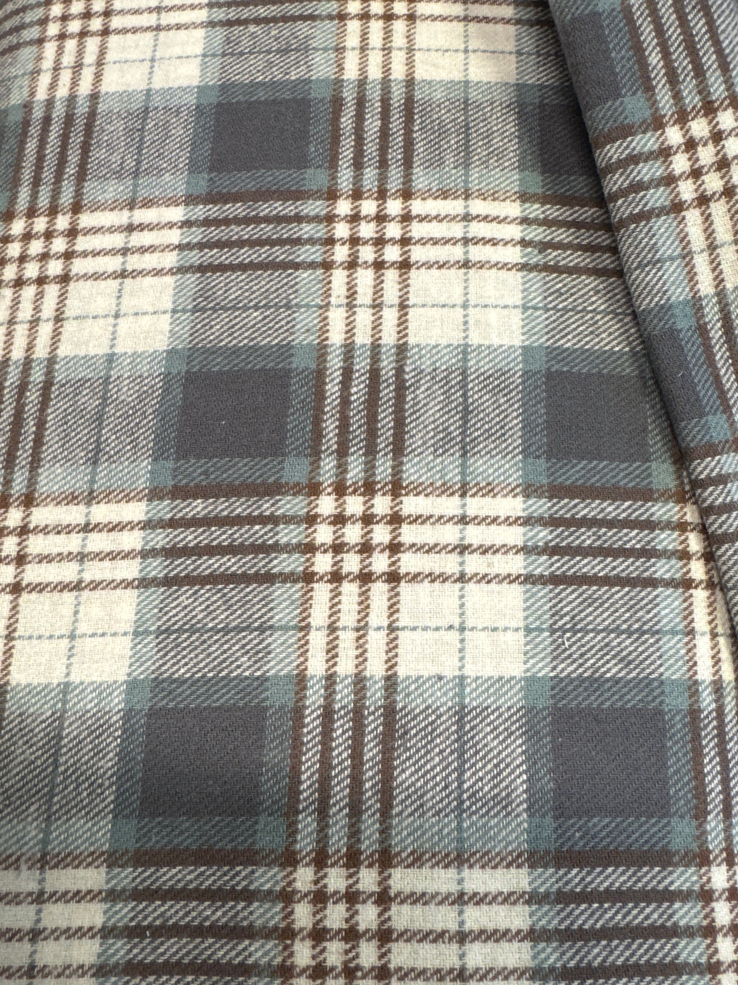 Flónel 100co  / 145sm