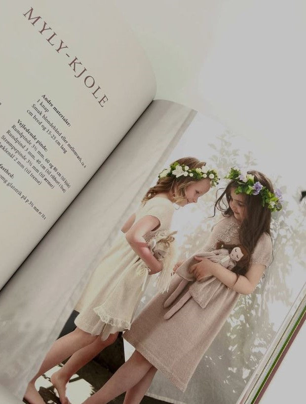 Bók - Søsterstrik - strik til dukker og piger 2 - 8 ára