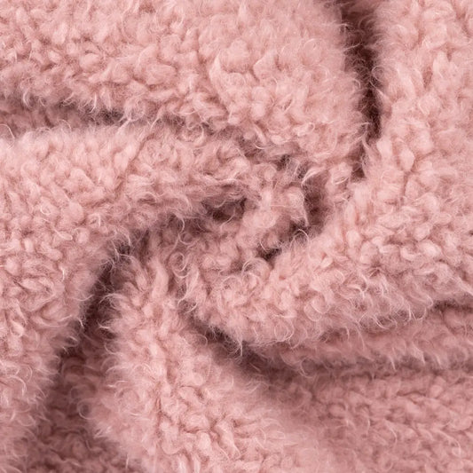 Curly Fur 1069