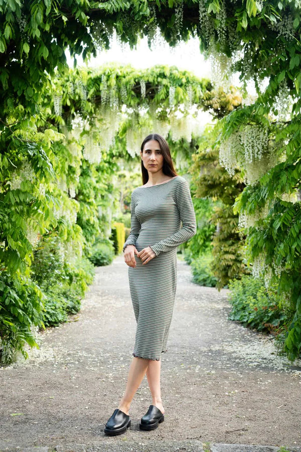 Puff and Pencil - Wavy Hem Dress x Slim Sleeve